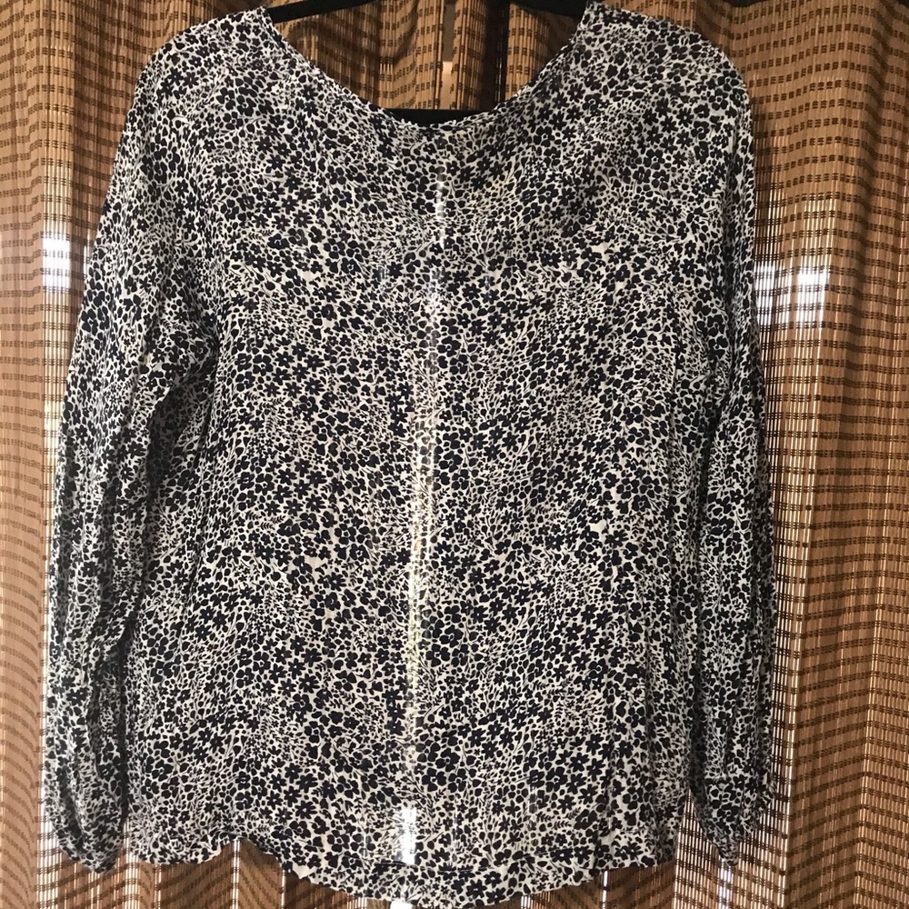 NWT blouse - Picture 3 of 3